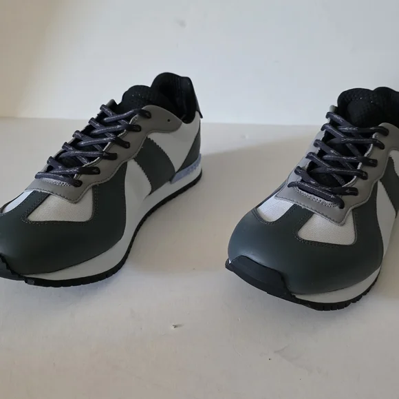 Men's Greyson and White Sneakers - Picture 5 of 9